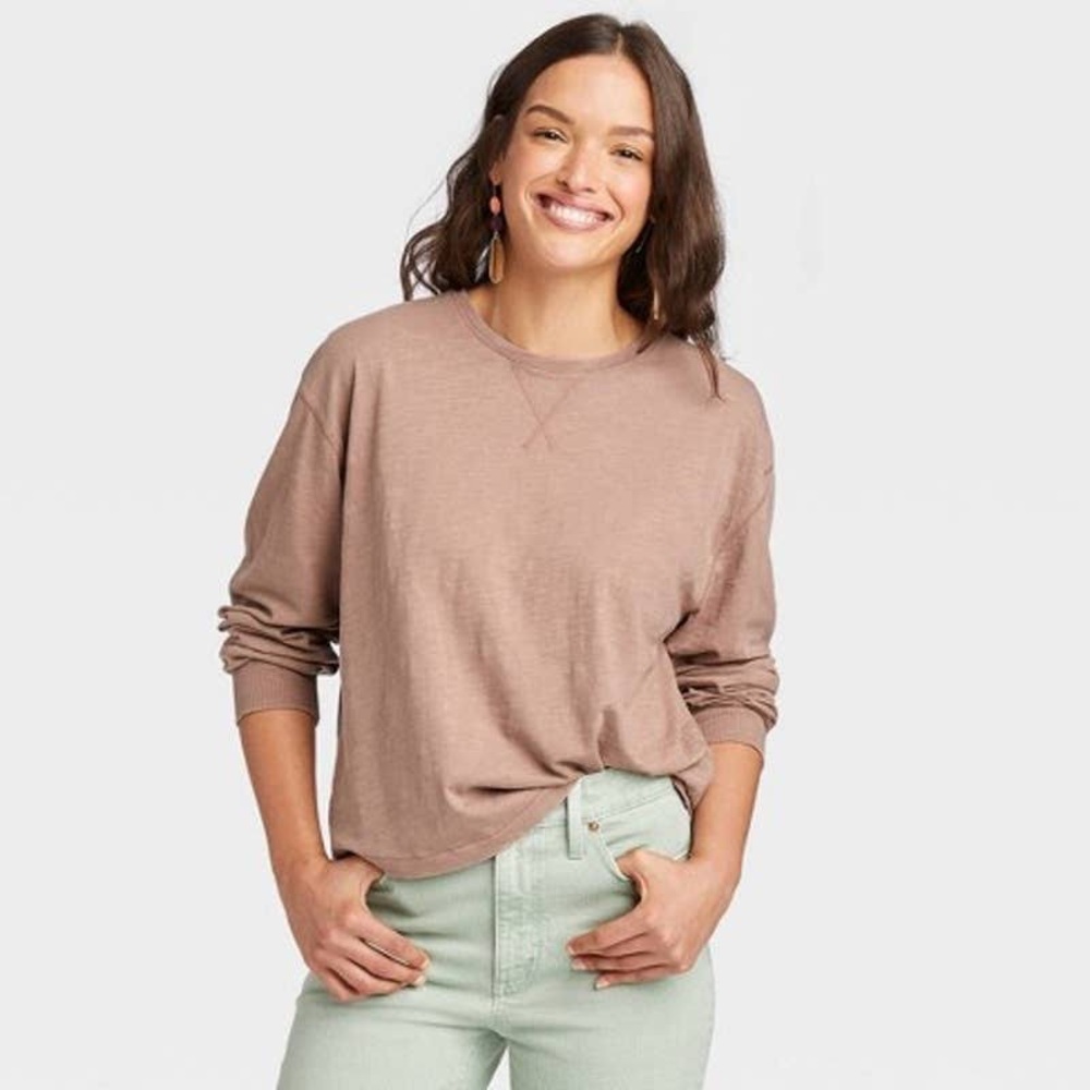 Universal Thread Cropped LS Tee S
